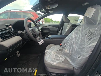 2026 Toyota Camry SE - miniatura 13