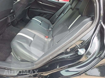 2026 Toyota Camry SE - miniatura 13