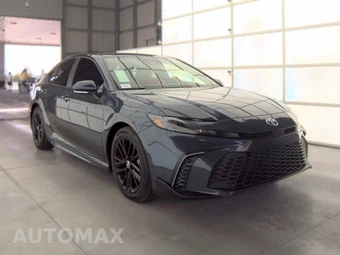 2026 Toyota Camry SE - miniatura 4