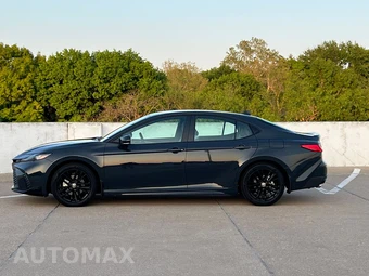 2026 Toyota Camry SE - miniatura 12