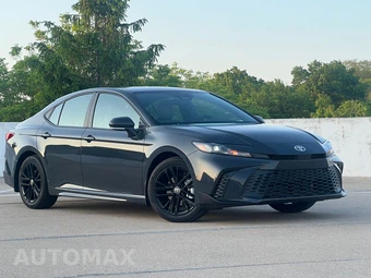 2026 Toyota Camry SE - miniatura 5