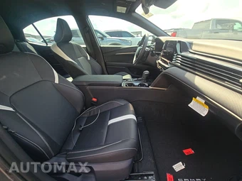 2026 Toyota Camry SE - miniatura 14