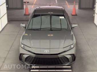 2026 Toyota Camry SE - miniatura 2