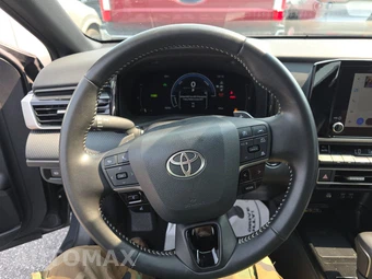 2026 Toyota Camry SE - miniatura 10