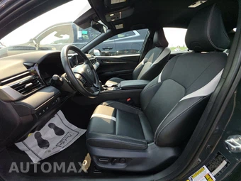2026 Toyota Camry SE - miniatura 7