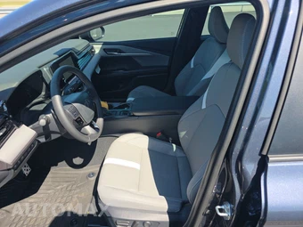 2026 Toyota Camry SE - miniatura 13