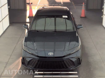 2026 Toyota Camry SE - miniatura 2