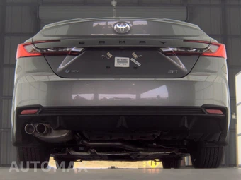 2026 Toyota Camry SE - miniatura 7