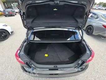 2026 Toyota Camry SE - miniatura 14