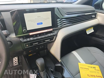 2026 Toyota Camry SE - miniatura 17