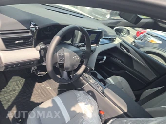2026 Toyota Camry SE - miniatura 17