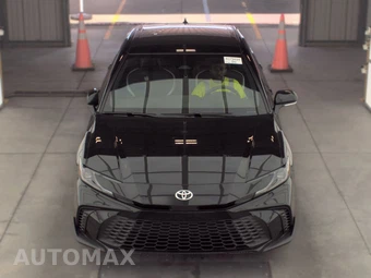 2026 Toyota Camry SE - miniatura 2