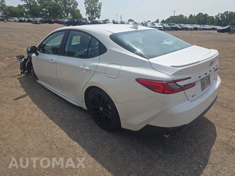 2026 Toyota Camry SE - miniatura 6