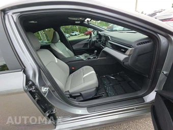 2026 Toyota Camry SE - miniatura 18