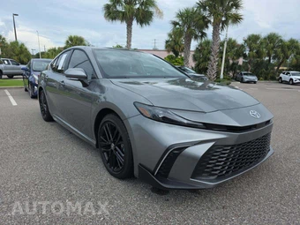 2026 Toyota Camry SE - miniatura 4