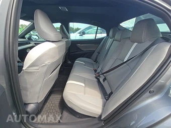 2026 Toyota Camry SE - miniatura 19
