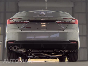 2026 Toyota Camry SE - miniatura 7