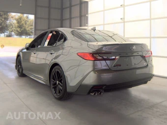 2026 Toyota Camry SE - miniatura 8