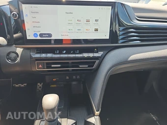 2026 Toyota Camry SE - miniatura 11