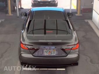 2026 Toyota Camry SE - miniatura 5