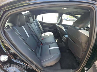 2026 Toyota Camry SE - miniatura 16