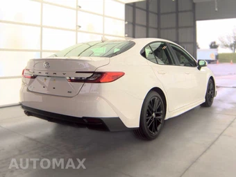 2026 Toyota Camry SE - miniatura 5
