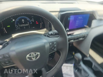 2026 Toyota Camry SE - miniatura 16