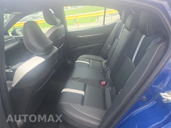 2026 Toyota Camry SE – miniatura 13