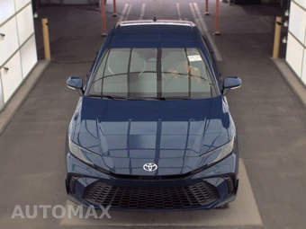 2026 Toyota Camry SE – miniatura 2