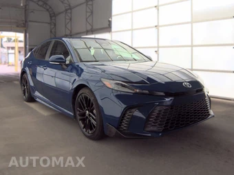 2026 Toyota Camry SE – miniatura 3