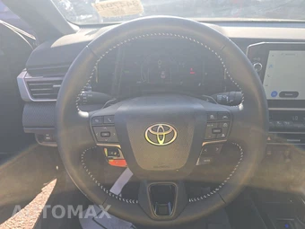 2026 Toyota Camry SE - miniatura 10