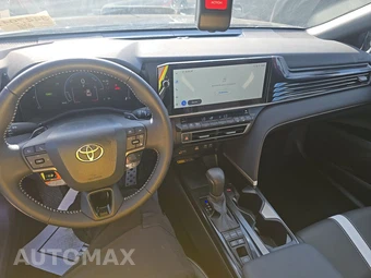 2026 Toyota Camry SE - miniatura 11