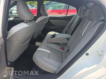 2026 Toyota Camry SE - miniatura 13