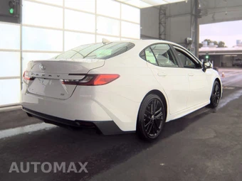 2026 Toyota Camry SE - miniatura 4