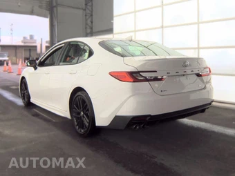 2026 Toyota Camry SE - miniatura 6