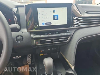 2026 Toyota Camry SE - miniatura 10
