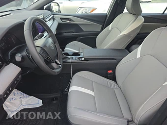 2026 Toyota Camry SE - miniatura 13