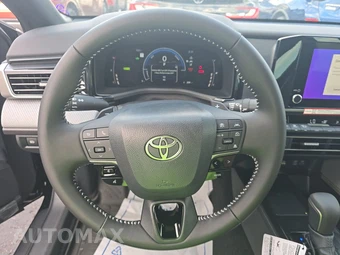 2026 Toyota Camry SE - miniatura 16