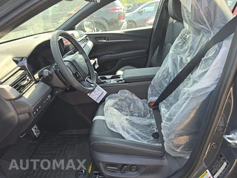 2026 Toyota Camry SE - miniatura 13