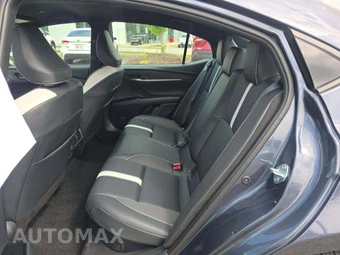 2026 Toyota Camry SE - miniatura 10