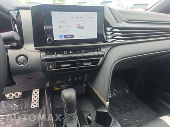 2026 Toyota Camry SE - miniatura 7