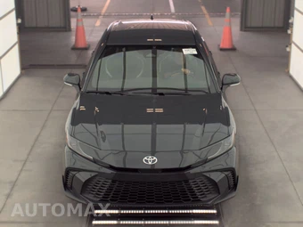 2026 Toyota Camry SE - miniatura 2
