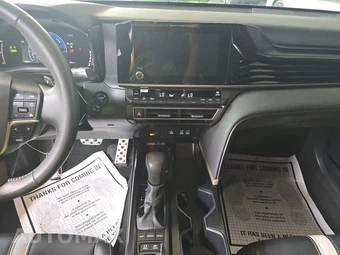 2026 Toyota Camry XLE - miniatura 11