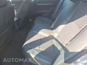 2026 Toyota Camry XLE - miniatura 13