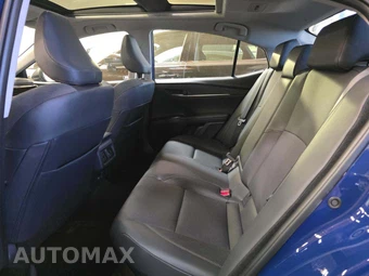 2026 Toyota Camry XLE - miniatura 13