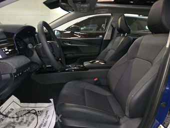 2026 Toyota Camry XLE - miniatura 6