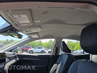 2026 Toyota Camry XLE - miniatura 17