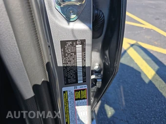 2026 Toyota Camry XLE - miniatura 14
