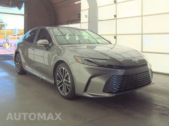 2026 Toyota Camry XLE - miniatura 3