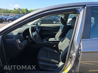 2026 Toyota Camry XLE - miniatura 7